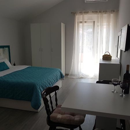 Apartments And Rooms Lijesevic Budva Ngoại thất bức ảnh