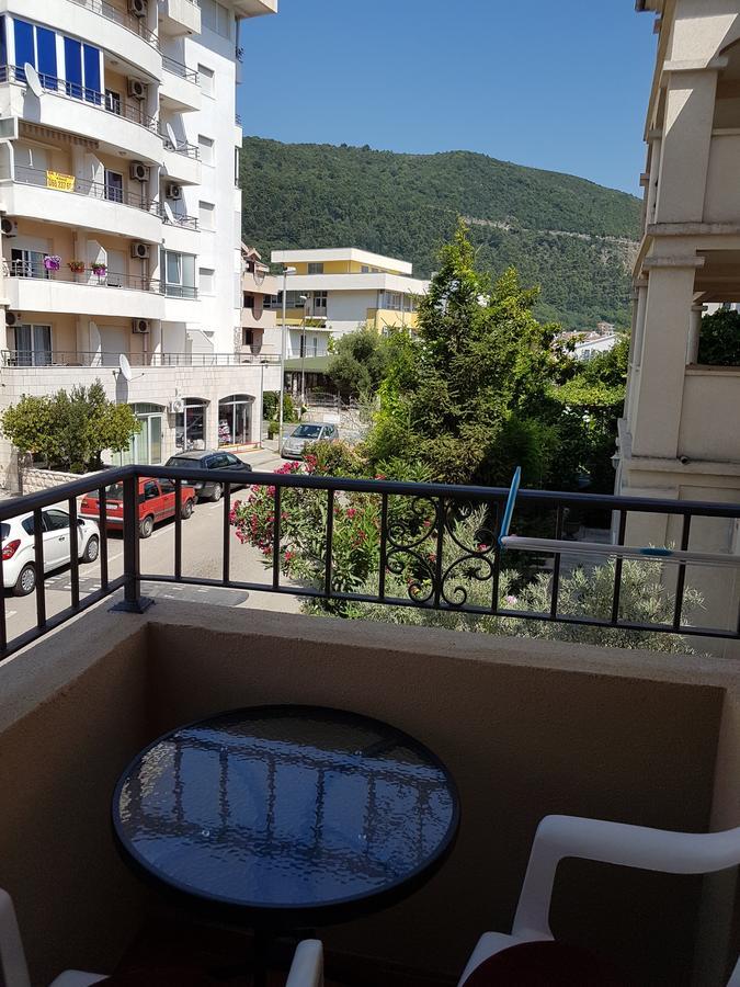 Apartments And Rooms Lijesevic Budva Ngoại thất bức ảnh