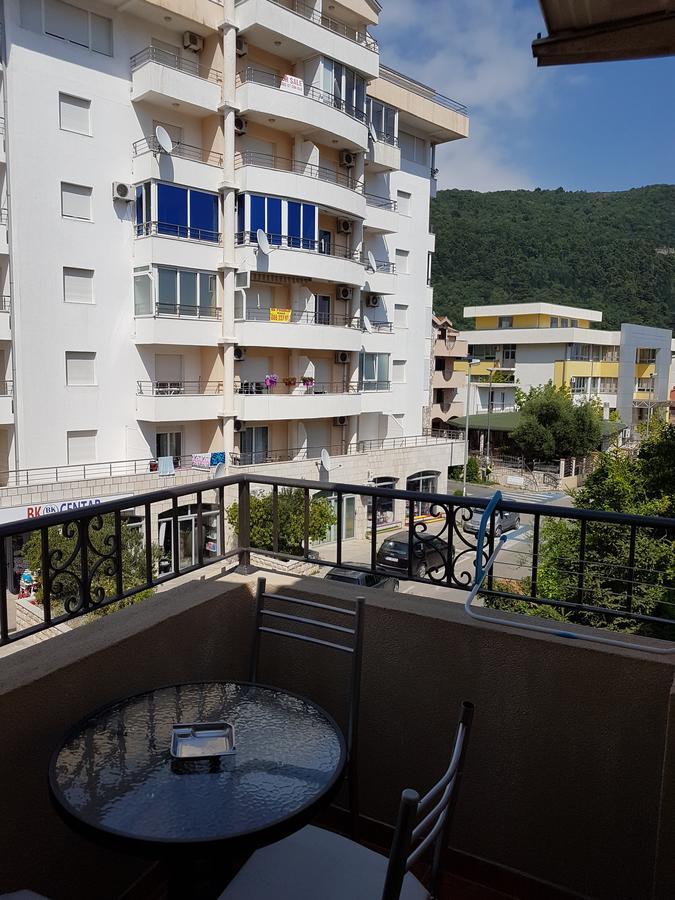 Apartments And Rooms Lijesevic Budva Ngoại thất bức ảnh